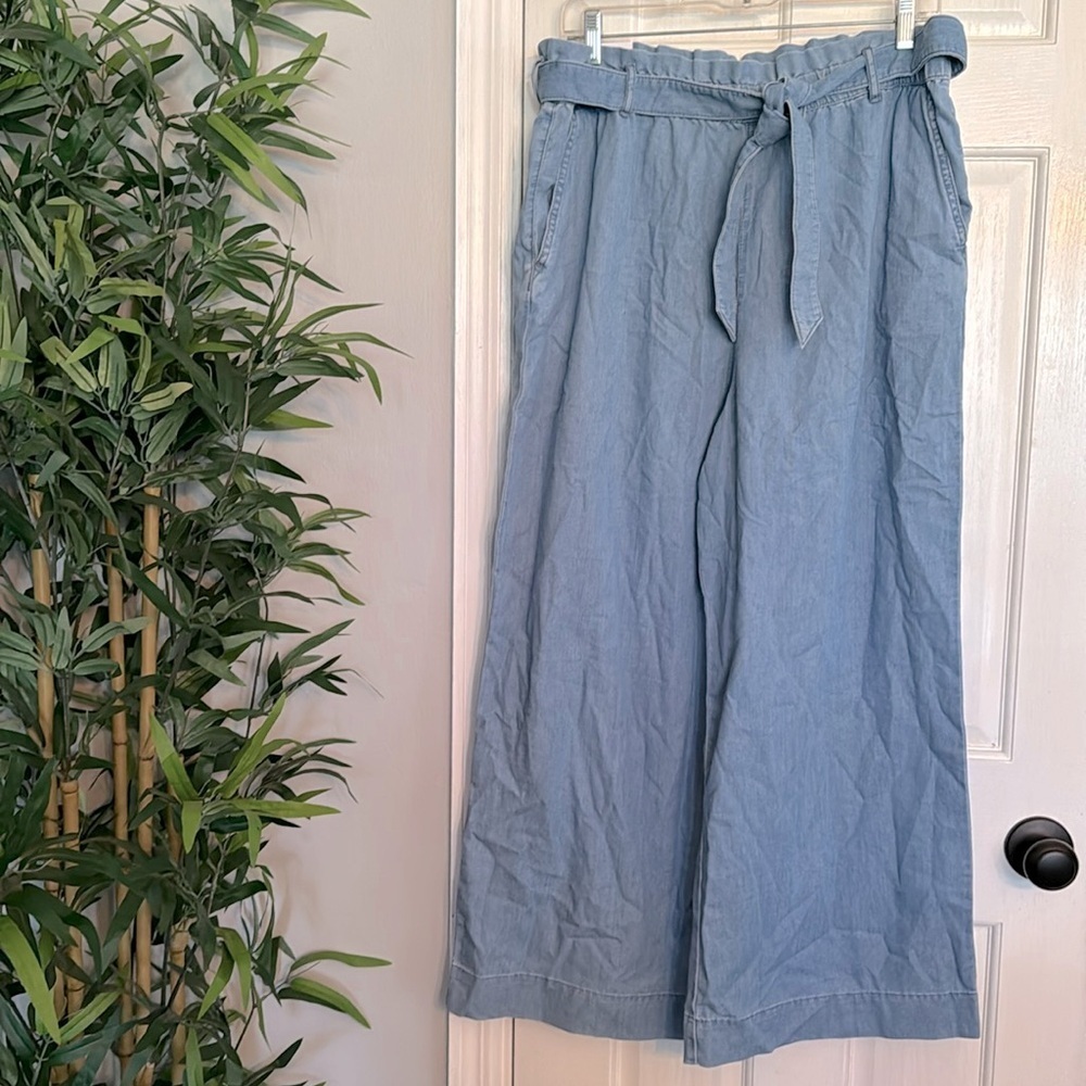 H&M high waisted wide leg ankle length capri 12 NWT